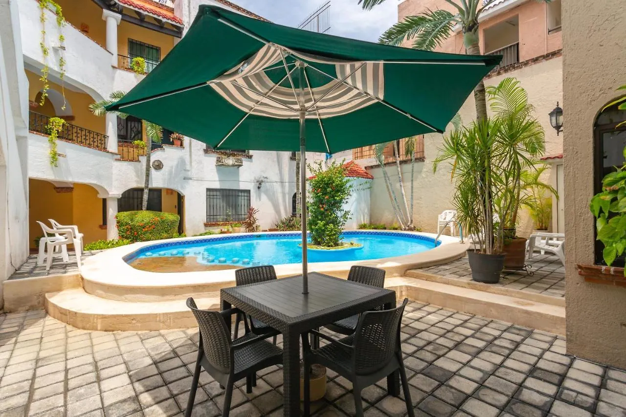 Great Locationhigh Speed Internetbeach Club Playa del Carmen