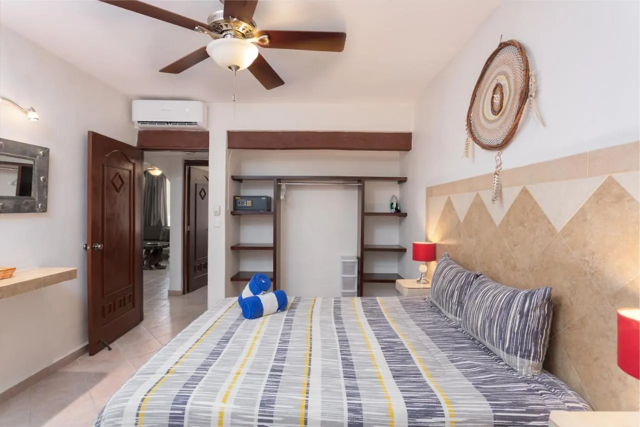 Great Locationhigh Speed Internetbeach Club Playa del Carmen Mexico